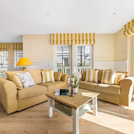 Hafenglueck- Sauna, Steg, 2 Baeder, Kamin, Terrasse * 올페니츠