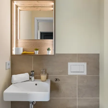 Hafenglueck- Sauna, Steg, 2 Baeder, Kamin, Terrasse 펜션