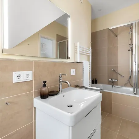 Hafenglueck- Sauna, Steg, 2 Baeder, Kamin, Terrasse 펜션