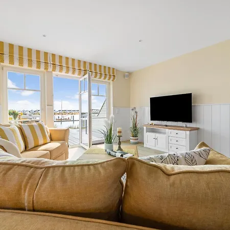 펜션 Hafenglueck- Sauna, Steg, 2 Baeder, Kamin, Terrasse