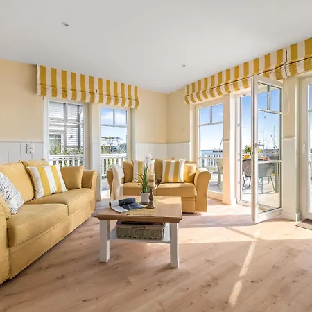 Hafenglueck- Sauna, Steg, 2 Baeder, Kamin, Terrasse 펜션 *