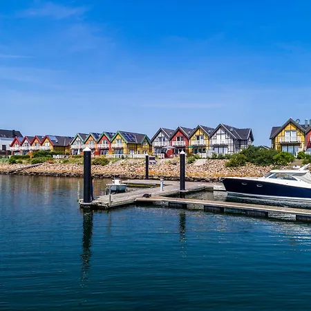 Hafenglueck- Sauna, Steg, 2 Baeder, Kamin, Terrasse 펜션